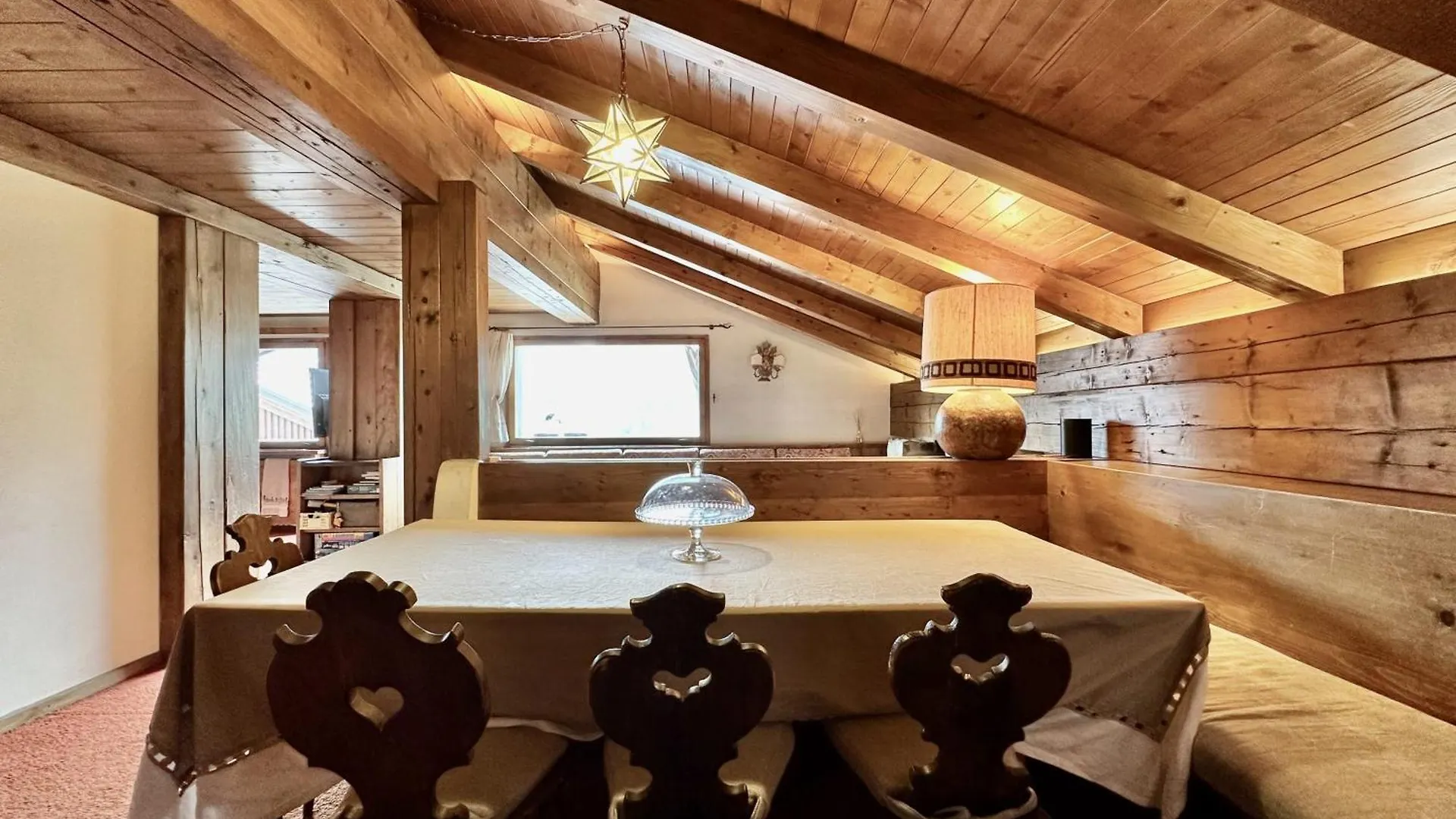Beautiful 3 Bedroom New Flat In コルティーナ・ダンペッツォ 0*,  イタリア