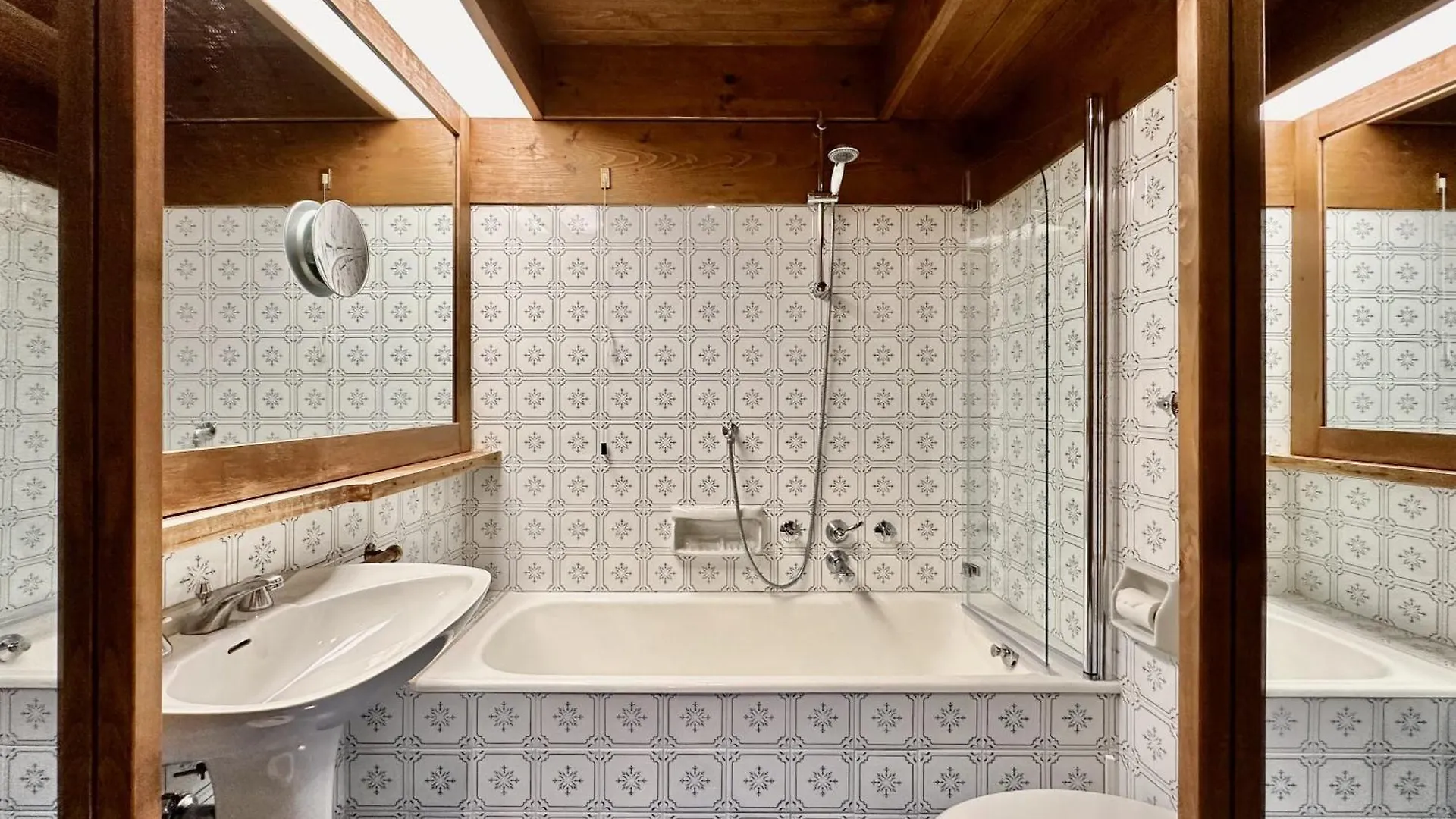 Beautiful 3 Bedroom New Flat In コルティーナ・ダンペッツォ アパート