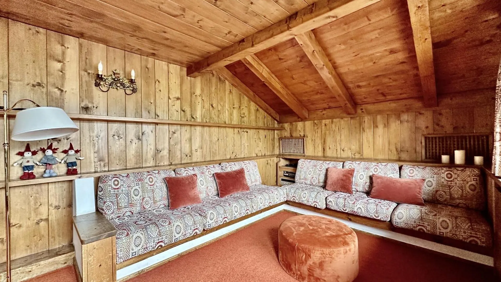 Beautiful 3 Bedroom New Flat In コルティーナ・ダンペッツォ イタリア